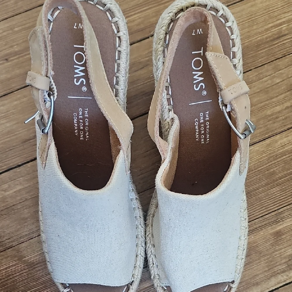 Toms Cream Espadrilles, Monica Wedge Sandal - Picture 8 of 9